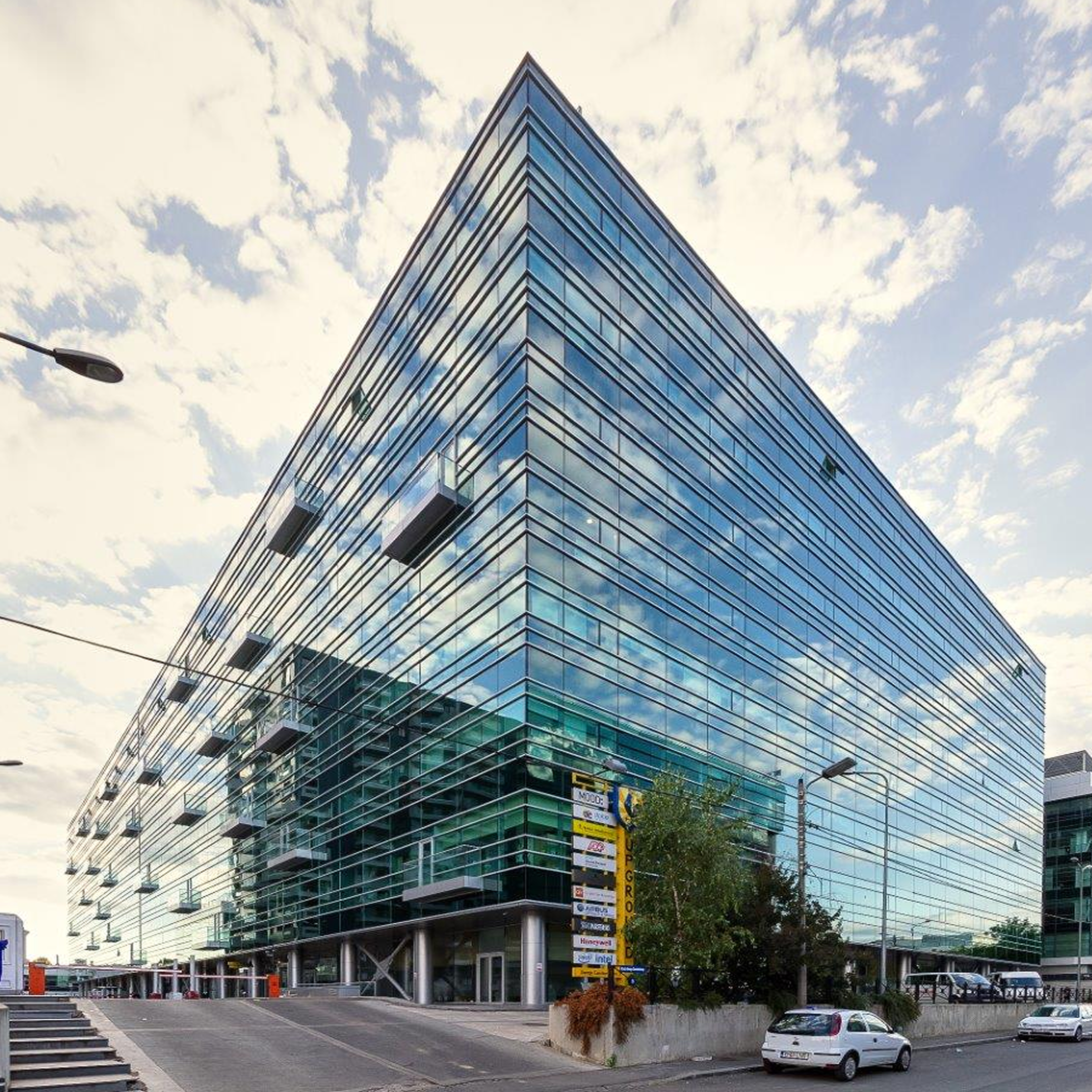 BOC Tower, Pipera